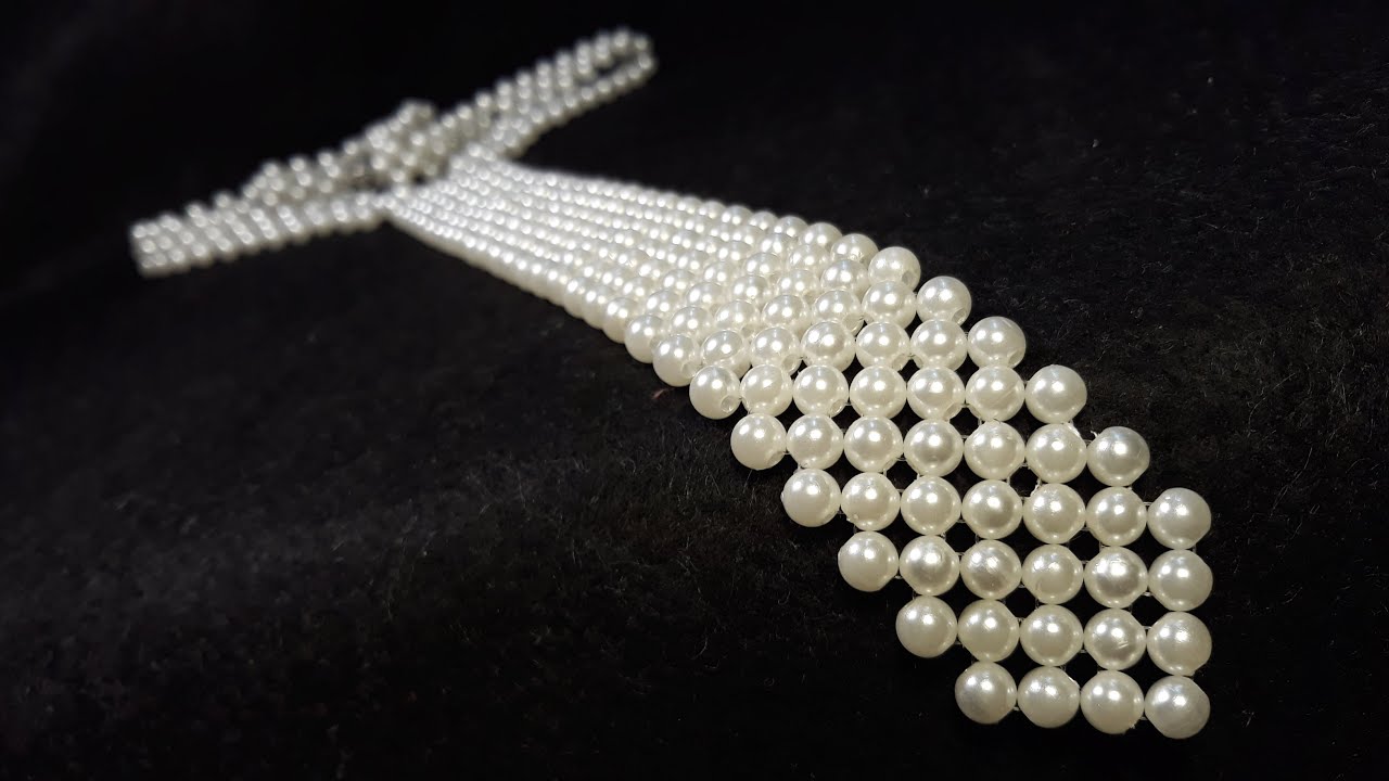 Hermosa Corbata de Perlas...Clase 