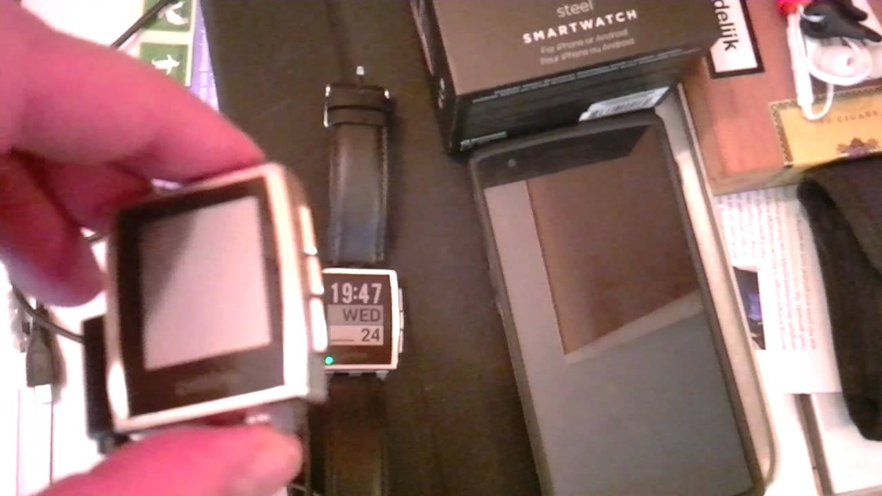 Crazy Pebble Steel charging issue