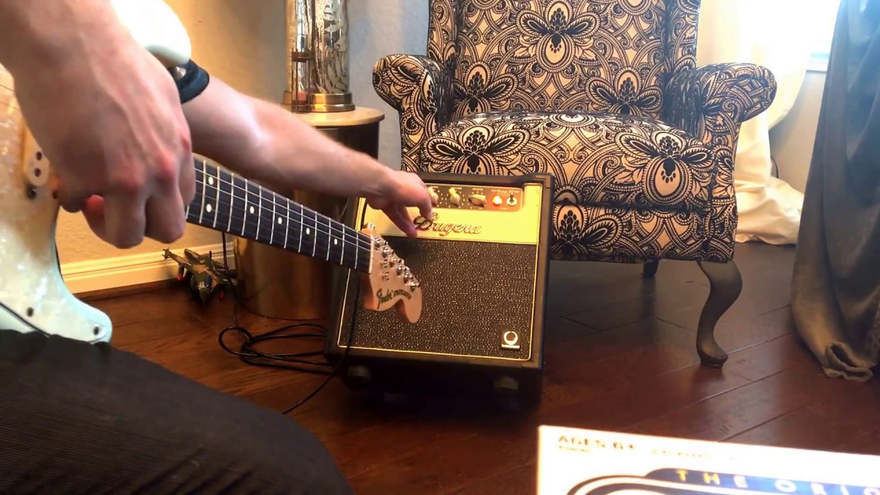 Bugera V5 - Strat Demo