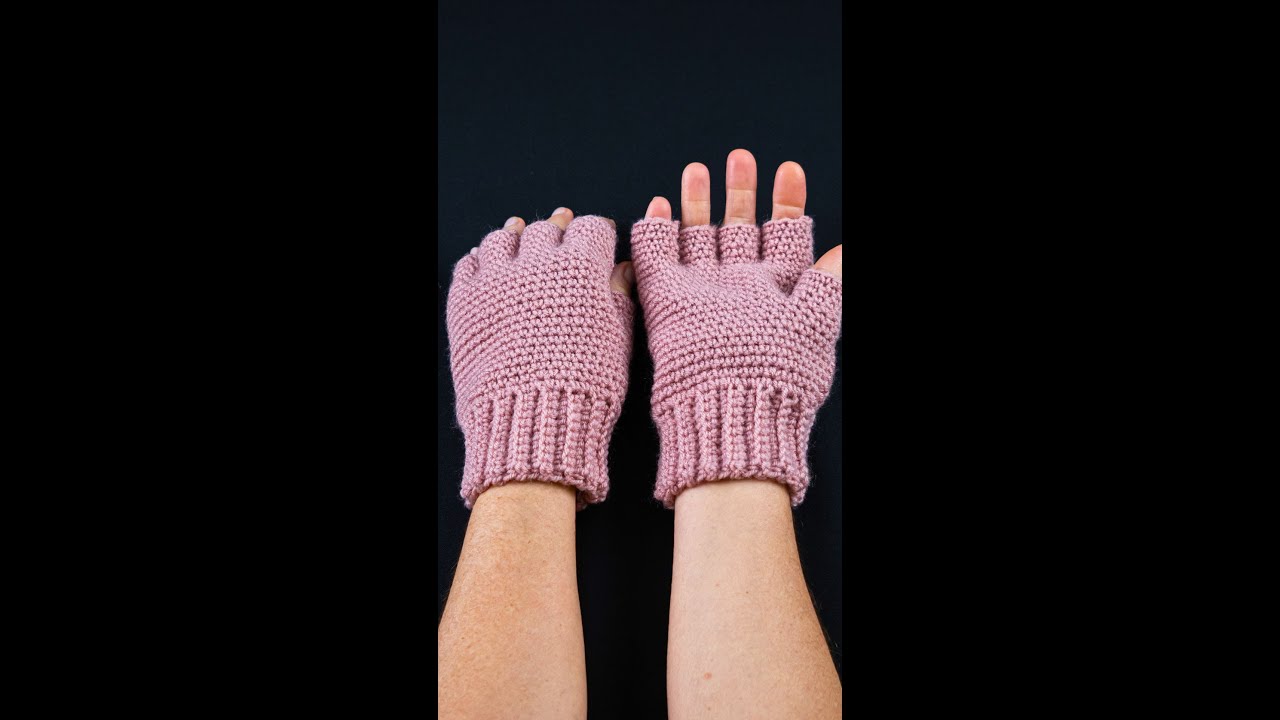 Как легко связать крючком перчатки без пальцев! Miarti🧶
