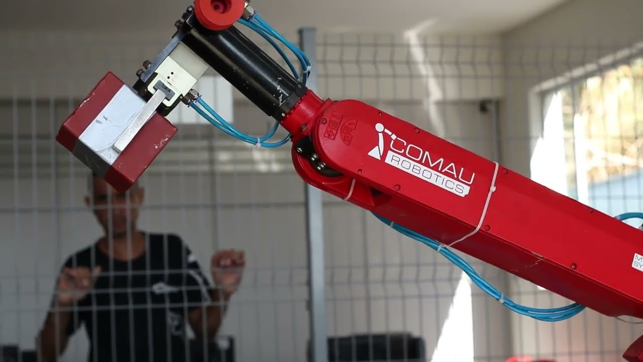 Curso Robótica Industrial Ramacrisna - Aplicação Robô Comau - Grupo 1