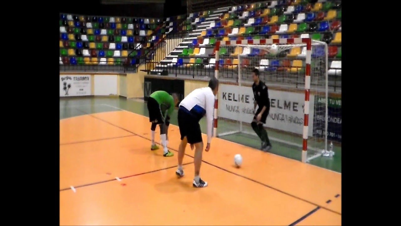 Calentamiento porteros sección fútbol sala Elche C.F. (04.12.13)