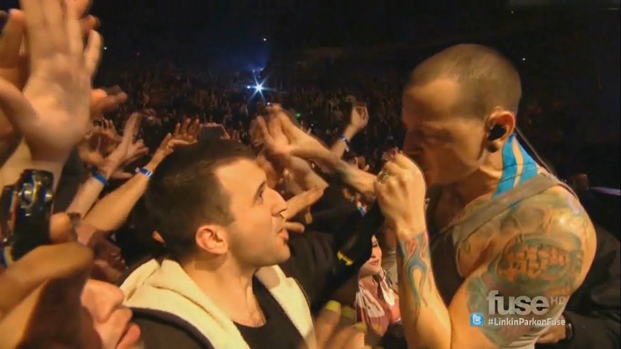 Crawling (Reanimation remix Live edit) Linkin Park - The Soldier