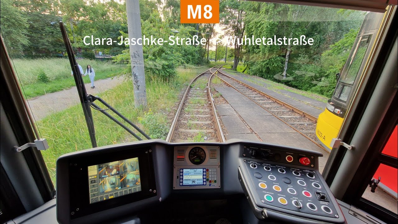 Führerstandmitfahrt in M8 von Emma-Herwegh-Straße bis Wuhletalstraße in GT8-11ERL