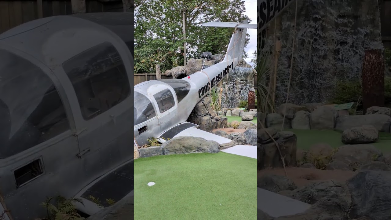 Gator Golf Adventure Golf course at Crocodiles of the World in Brize Norton, Carterton (August 2025)
