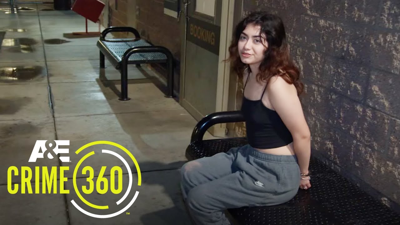 21 Yr Old Lands in Jail for KICKING a Police Officer | Booked: First Day In | Crime 360