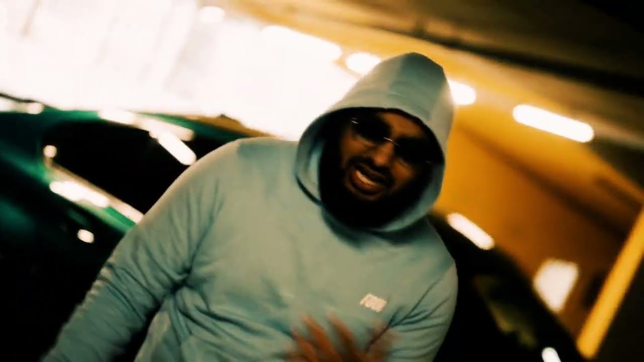 Hefner - Sporttassen Ft. Mootje (Prod. Tonic)