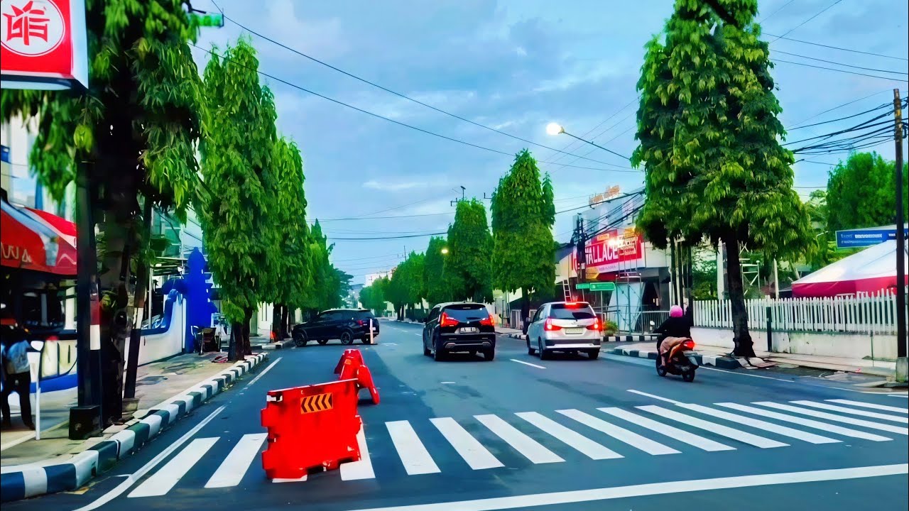 Morning walk to JL.BRAWIJAYA season 4 part 1 KOTA KEDIRI