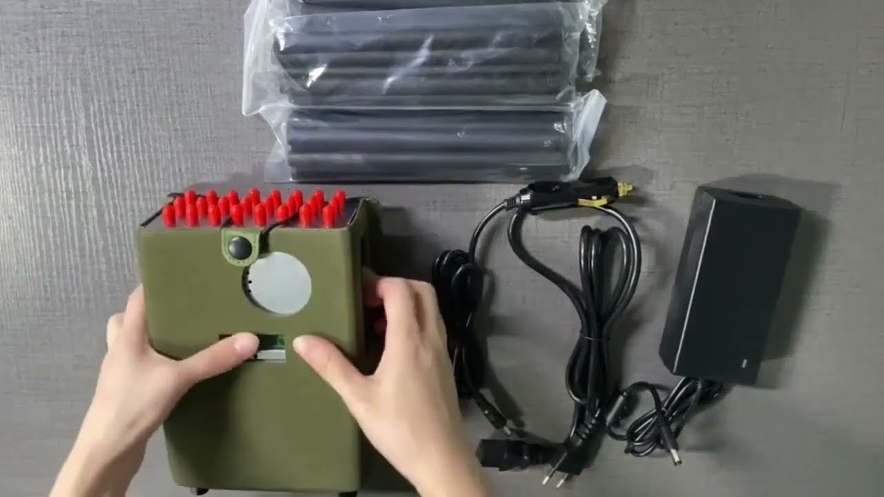 Handheld Cell Phone Signal Jammer Block all frequencies #jammer #signal