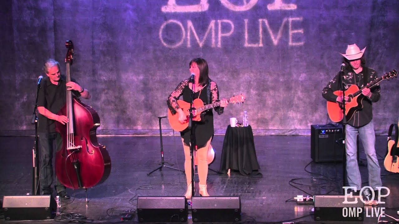 Suzy Bogguss  