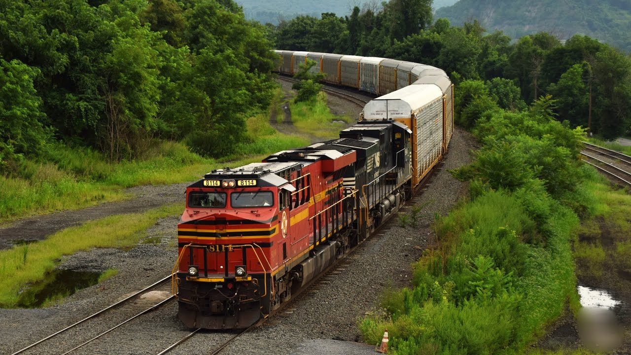 Heritage Units and Other Trains in Pennsylvania