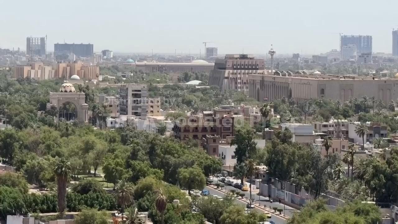 Green Zone scenes as several Iraqi officials arrested on corruption charges