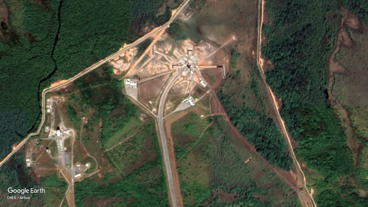 Guiana Space Centre - launch pad  of the James Webb Space Telescope