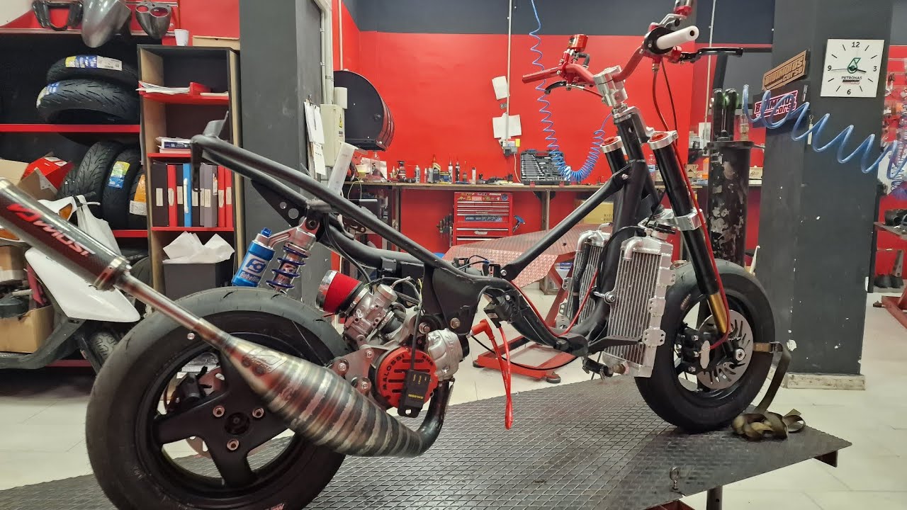 DEL DESGUACE AL CIRCUITO YAMAHA JOG PARTE 2