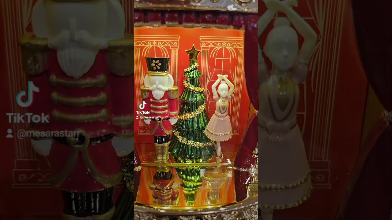 Bath & Bodyworks NEW Christmas store walk thru on my channel #christmas #bathandbodyworks
