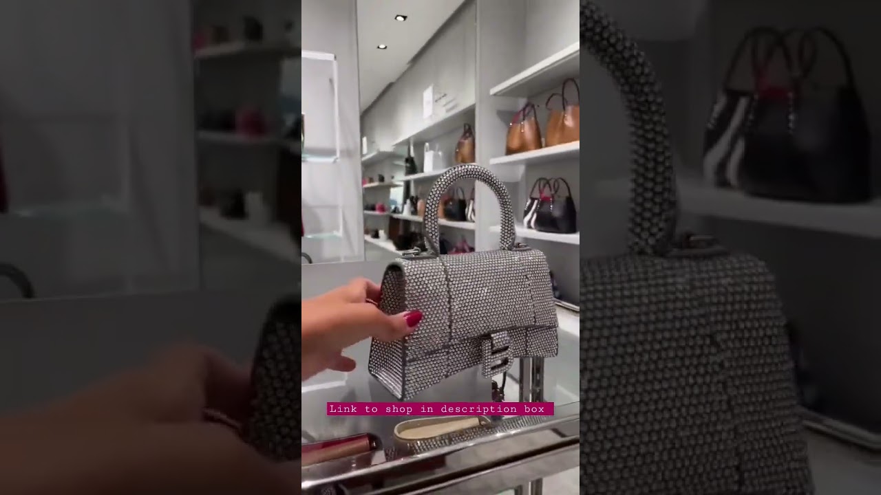 City to Gossip🤩Glam up your style with these bags 