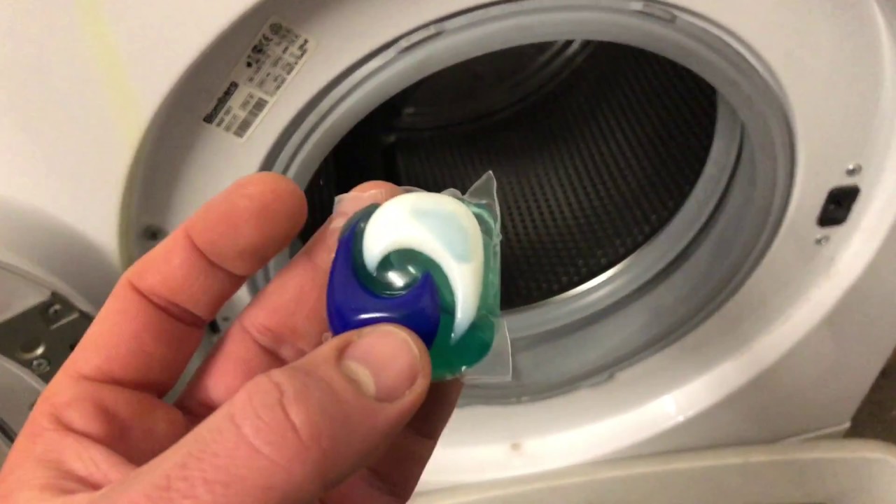 Ariel 3 in 1 Pods Heavy-Duty Laundry Detergent White Laundry Detergent in Pod Form Dosage Instruc...