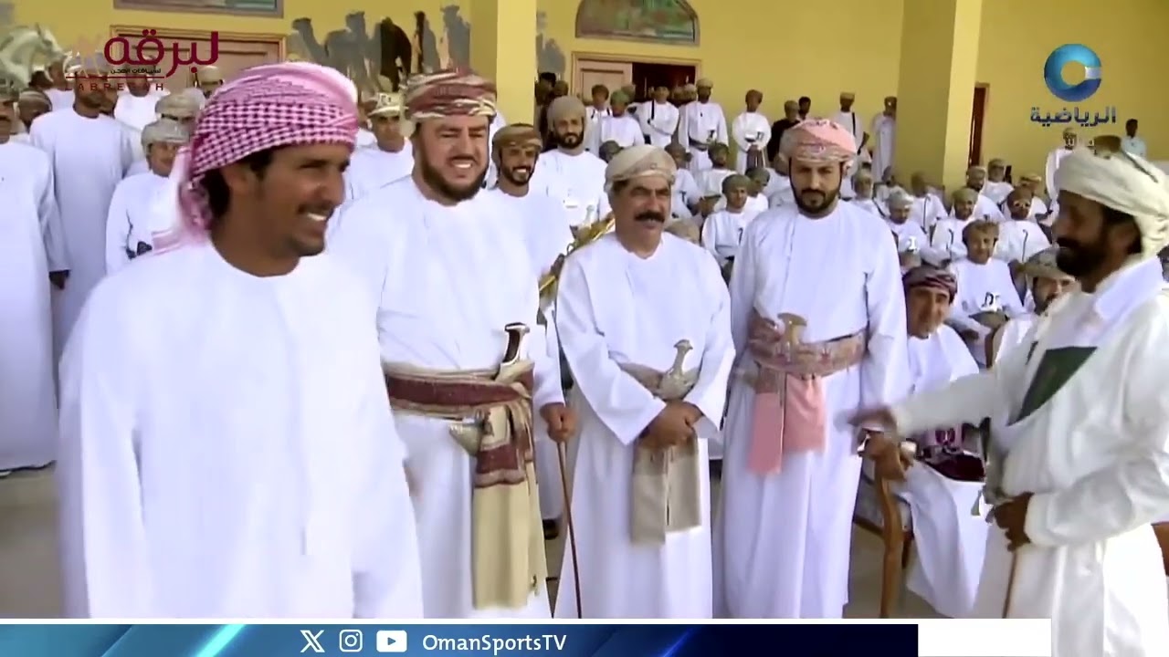 فيديو .. تتويج الفائزين برموز السباق الختامي لمهرجان البشائر 15-02-2025