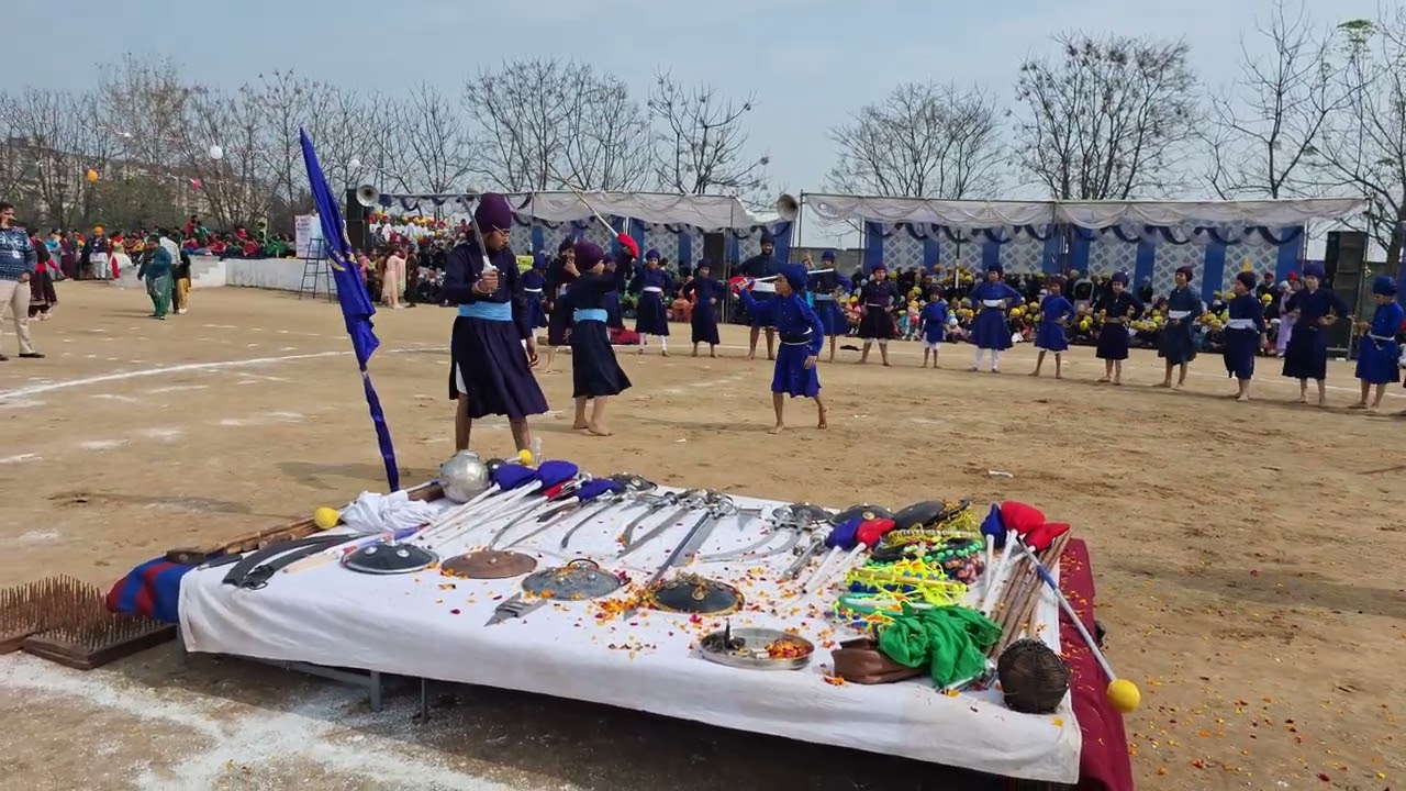 wonderdul gatka performance by Akal Academy students on annual sports meet