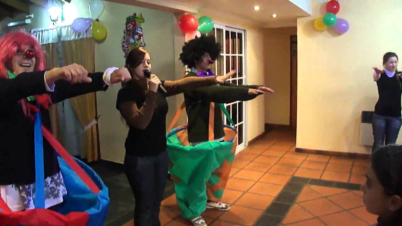 Salón Evaristo´s; Cumple 3 de Octavio: Bailando el Chuchua