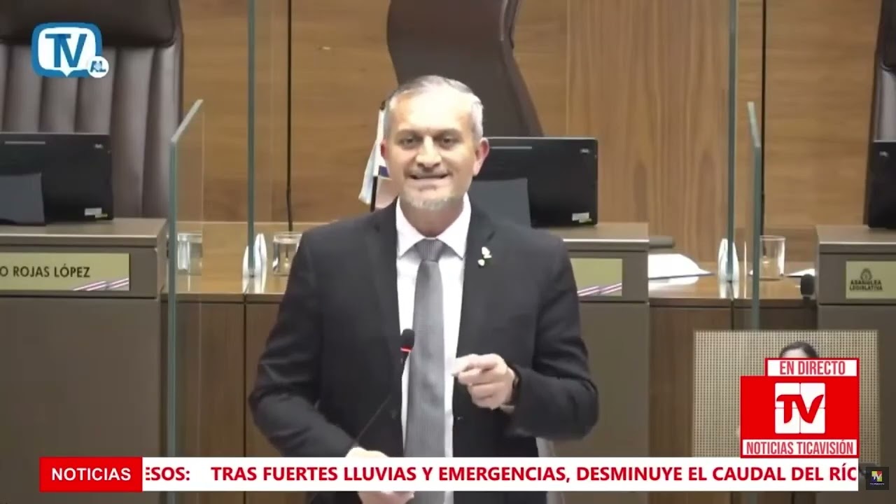Contundente discurso: 