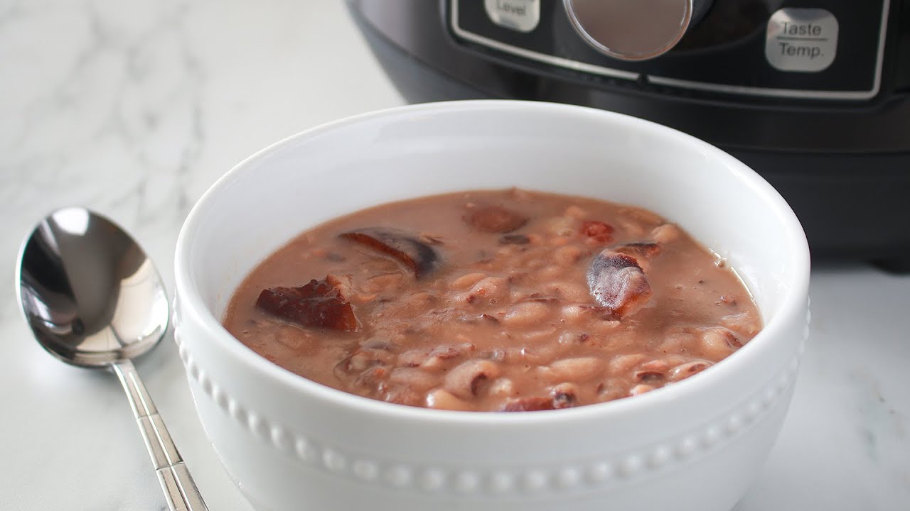 Black Eyed Peas with Smoked Ham Hocks