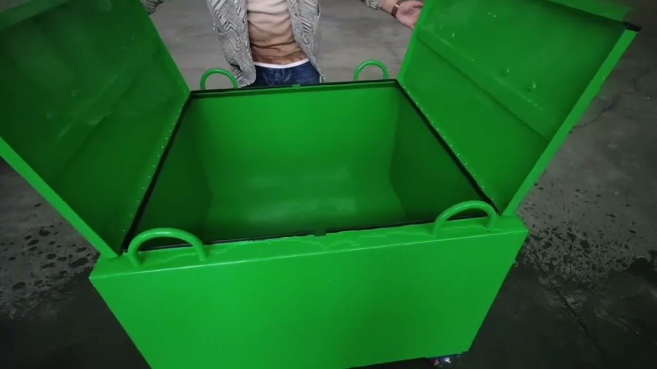 Introducing our new waterproof tool box! #toolboxwaterprooftest #toolsafety #wetweatherprotection