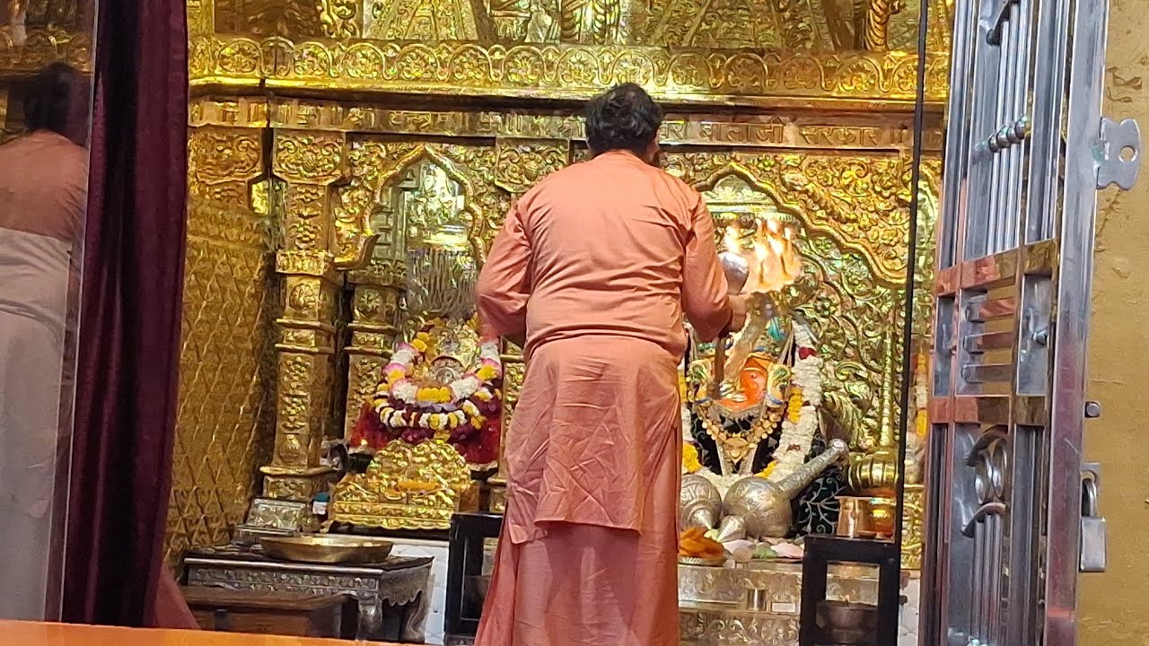 Bageswhar balaji ki maha arti | बागेश्वर बालाजी की महा आरती #bageshwardham #bageshwardhamsarkar