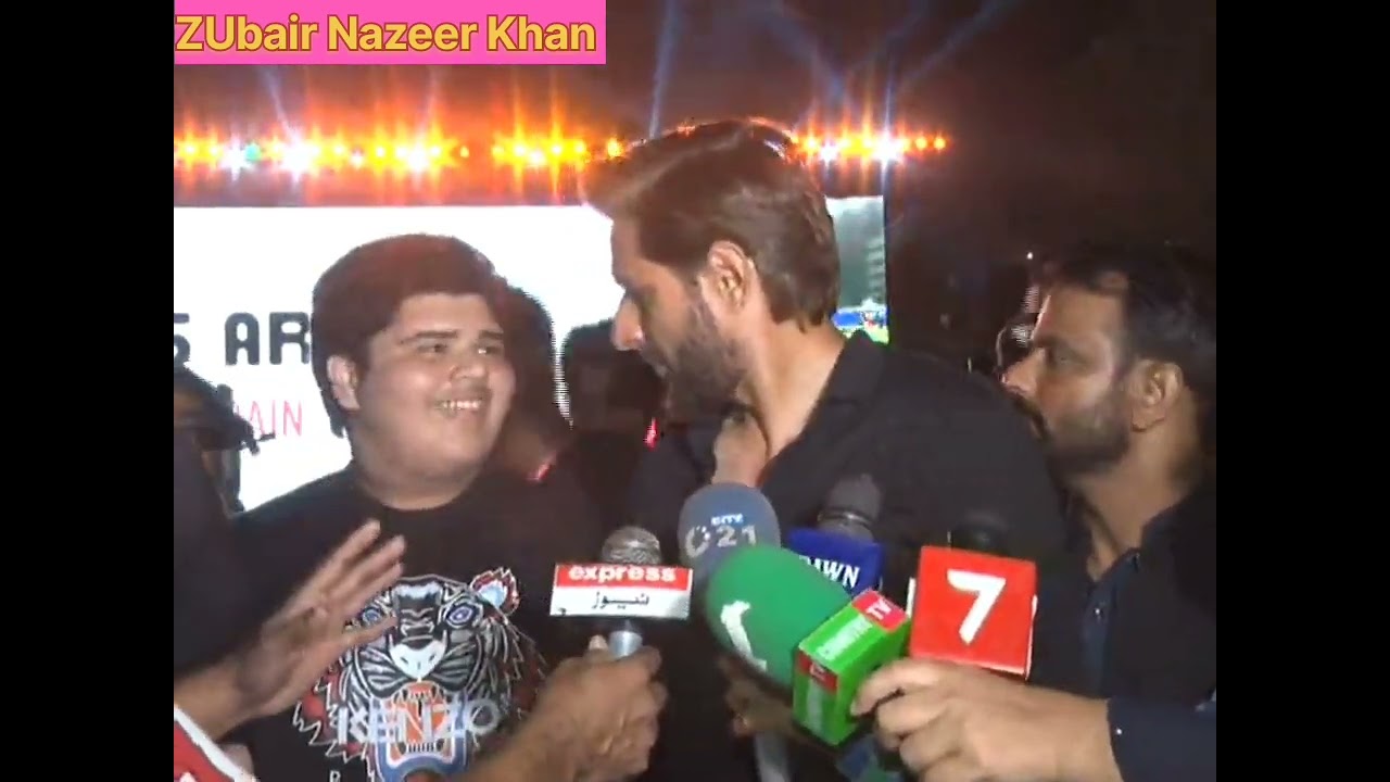 Shahid Afridi friendly with fans, talking India Pakistan Cricket,Gautham Gambhir & Asia Cup