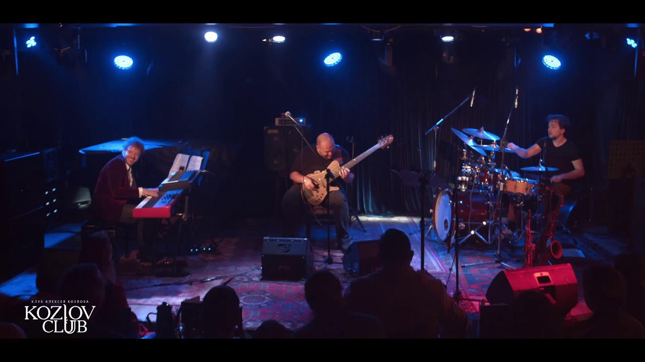 ANTON DAVIDYANTS (RUSSIA) / TOMASZ BURA (UK) / ROBERTO PORTA (ITALY)