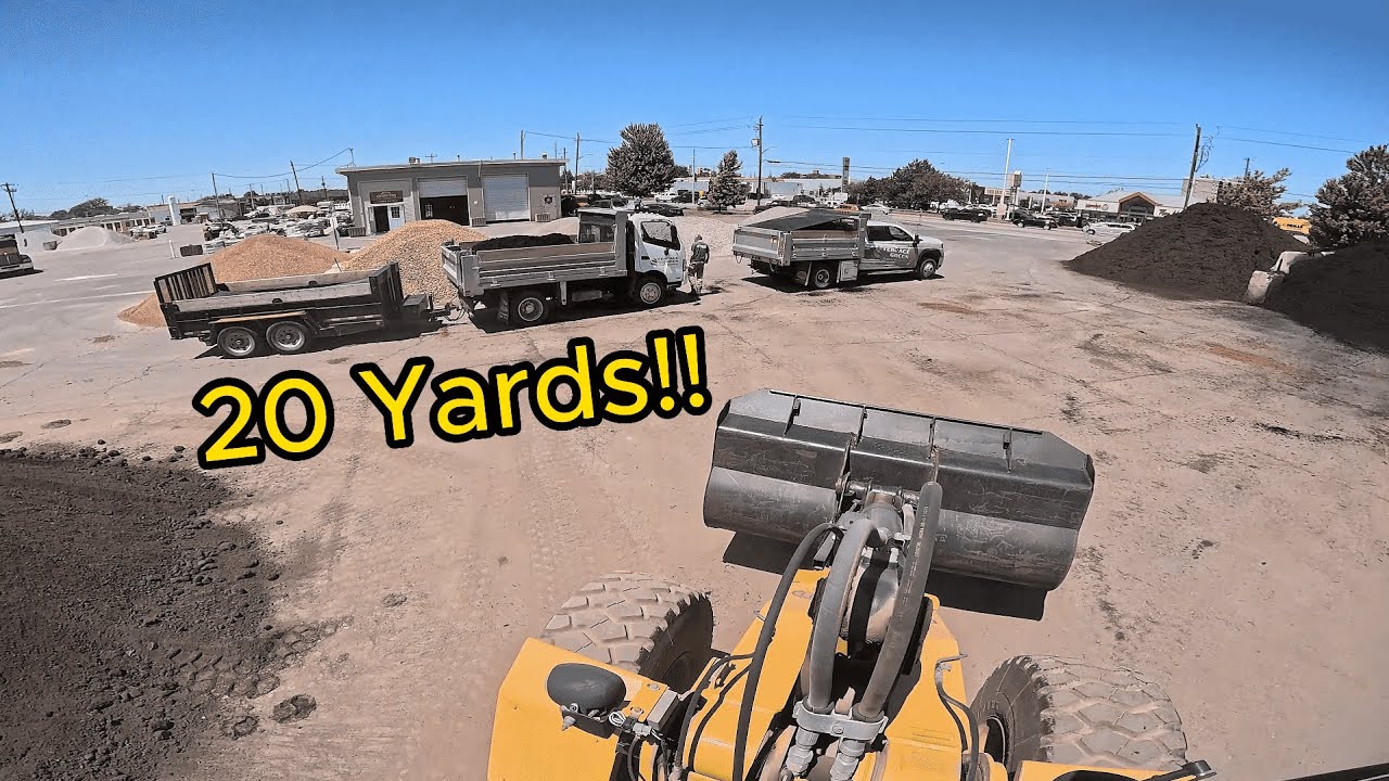 CAT 930H Wheel loader: The Ultimate Truck Loading Machine! - POV