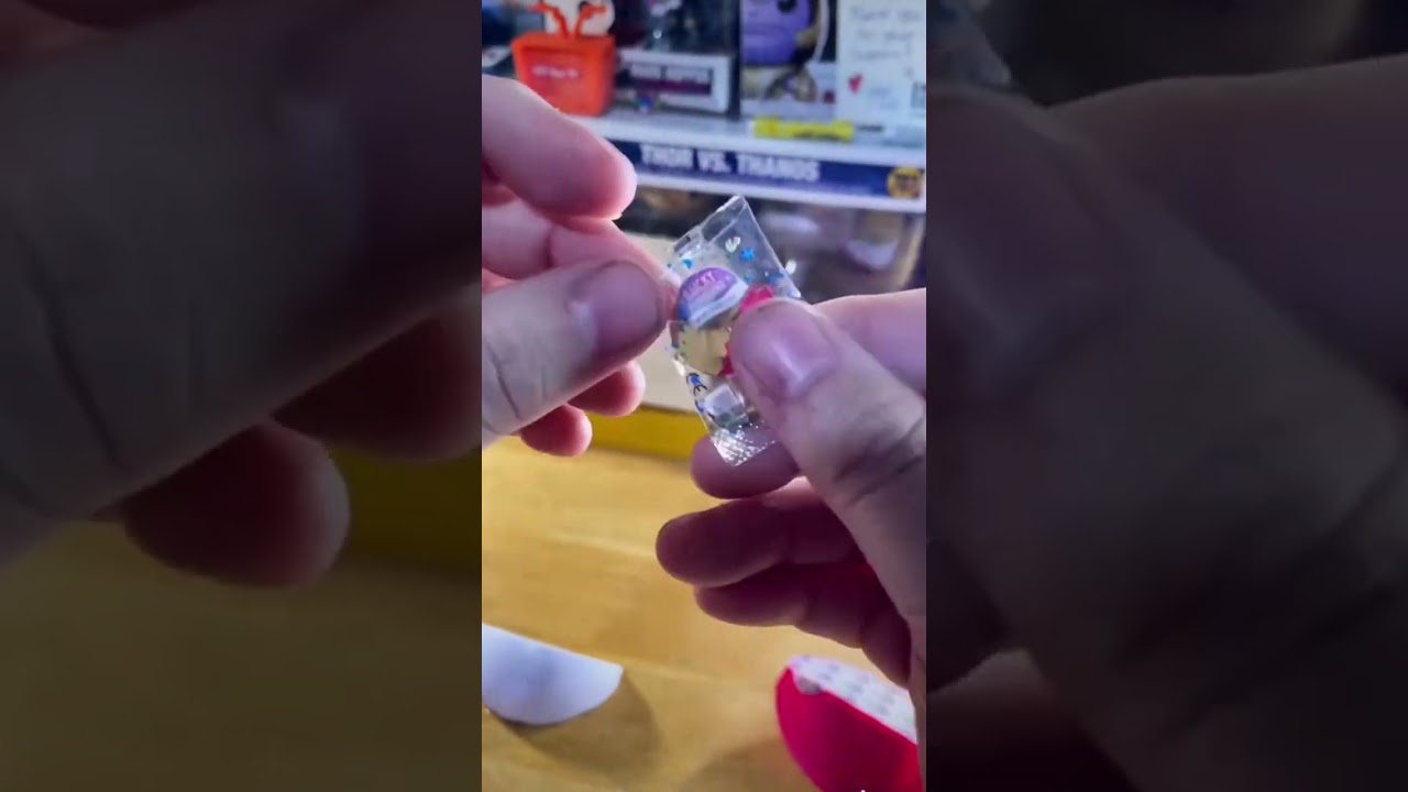 WORLD&rsquo;S SMALLEST TECHDECK PART 1 #fingerboard #fingerboarding #techdeck #slushcult