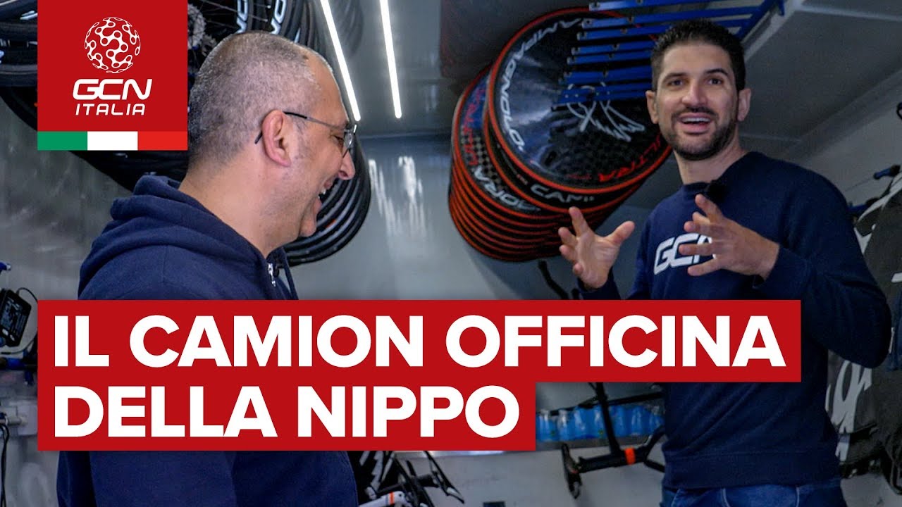Dentro il camion officina della Nippo Fantini