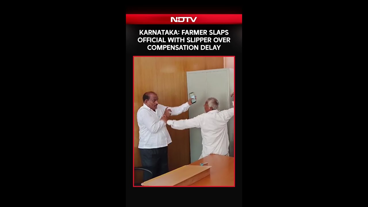 Karnataka News | Farmer Slaps Official With Slipper Over Compensation Delay in Karnataka's Bagalkot