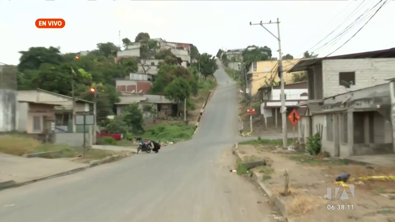 Este es en ambiente en el noroeste de Guayaquil tras el asesinato de un Policía