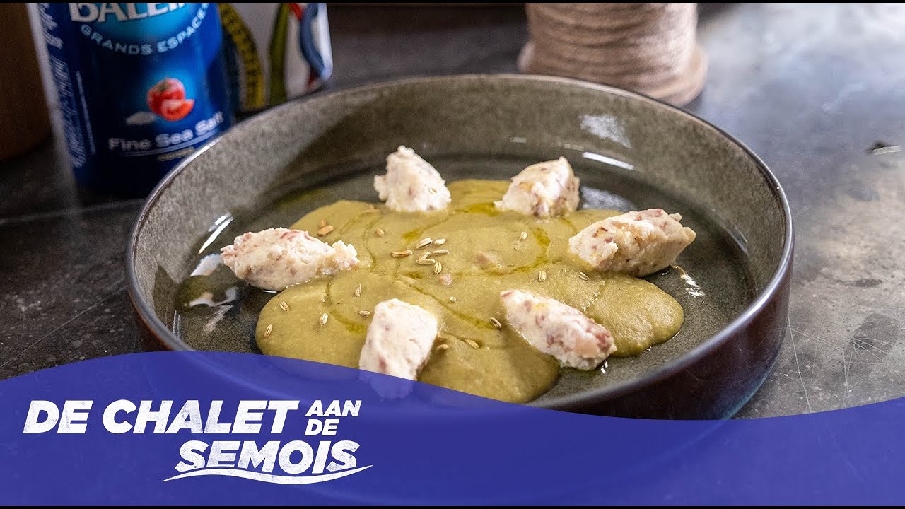 Erwtensoep met quenelles van kip en Parmaham | De Chalet aan de Semois
