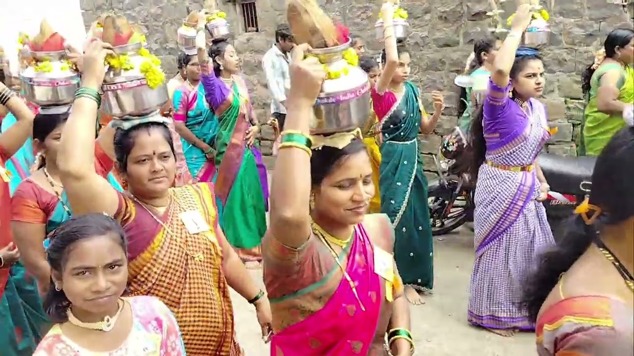ಅಂಬಾಭವಾನಿ ಕುಂಭೋತ್ಸವ: ಪಲ್ಲಕ್ಕಿ ಮೆರವಣಿಗೆ 