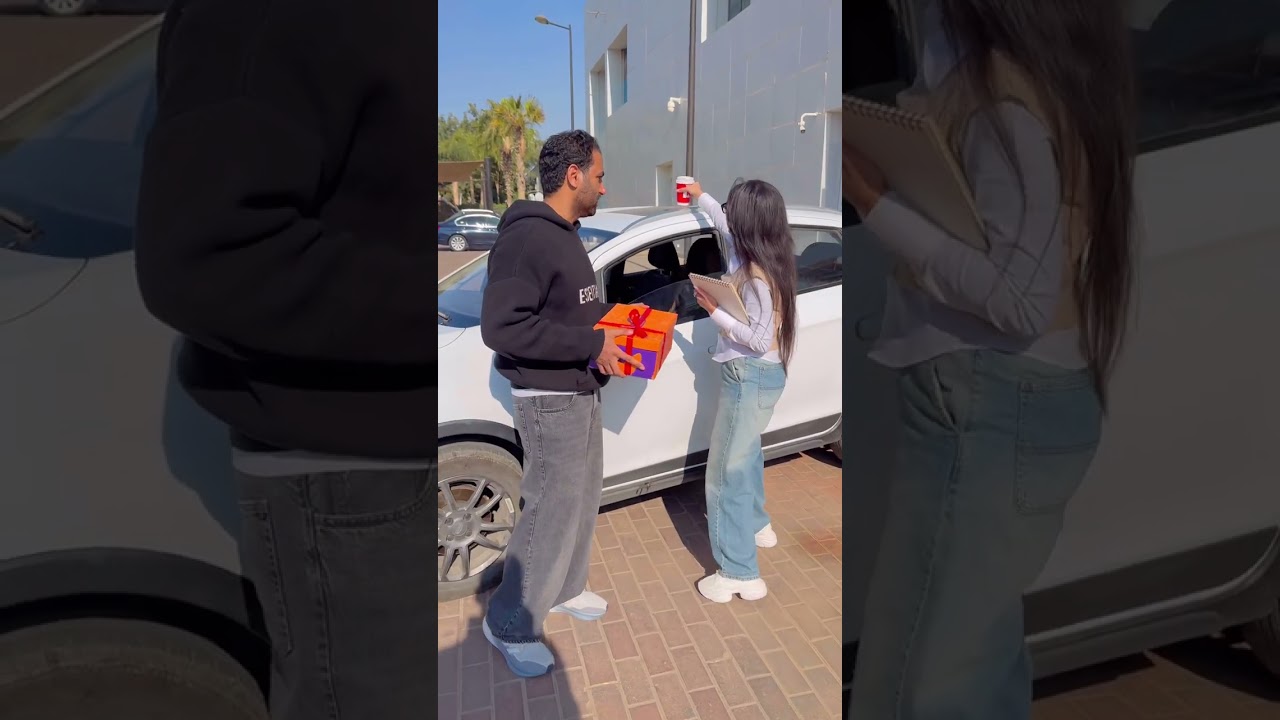 كنت هروح فيها علشان الحقها واسالها تختار البوكس ولا الرسمة ولا الفلوس 😂👀