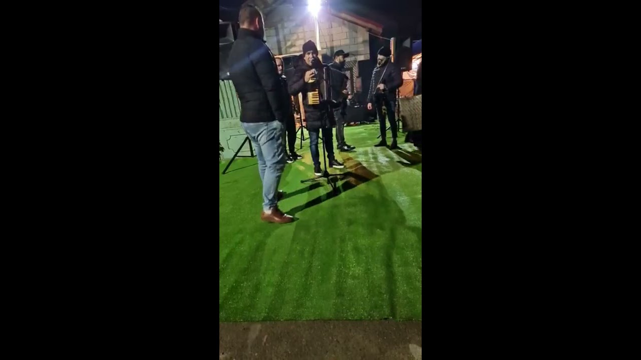 Stefan De La Barbulesti Toată Lumea Ma Întreabă De Ce Port Cămașă Neagră.2020.( WILSON EUGEN )