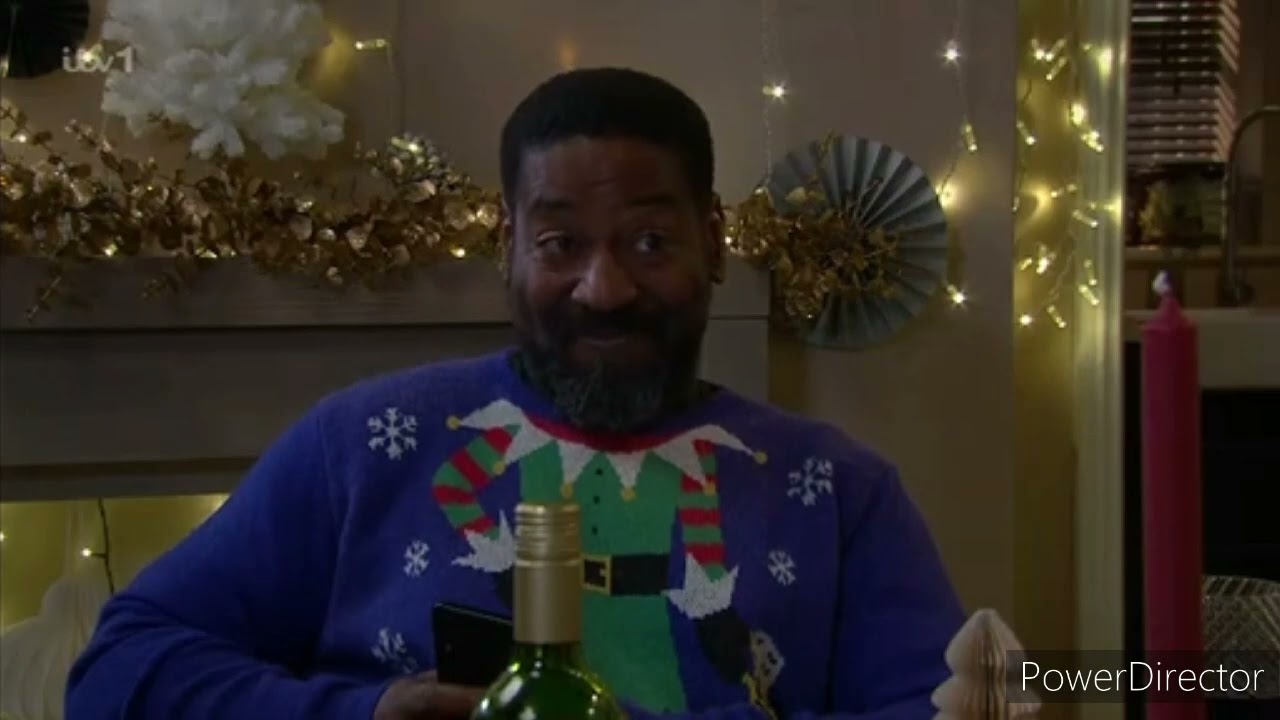 Emmerdale - The Andersons Celebrate Christmas (25th December 2022)