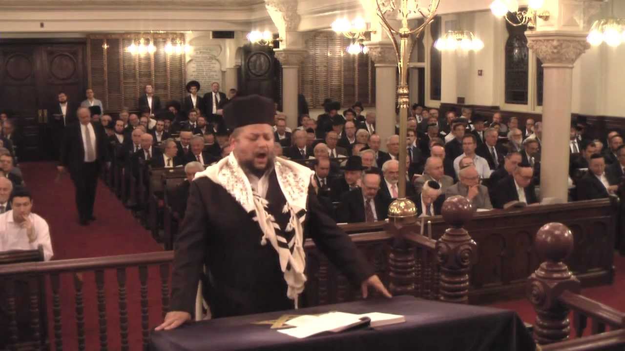 VIN News Exclusive: Yitzchak Meir Helfgot Selichot 2011