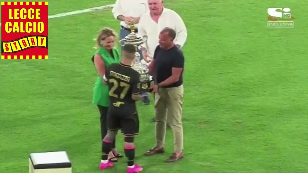 Coppa di consolazione per il Lecce nel Trofeo 'Ramon de Carranza' giocato a Cadice il 6 agosto 2023