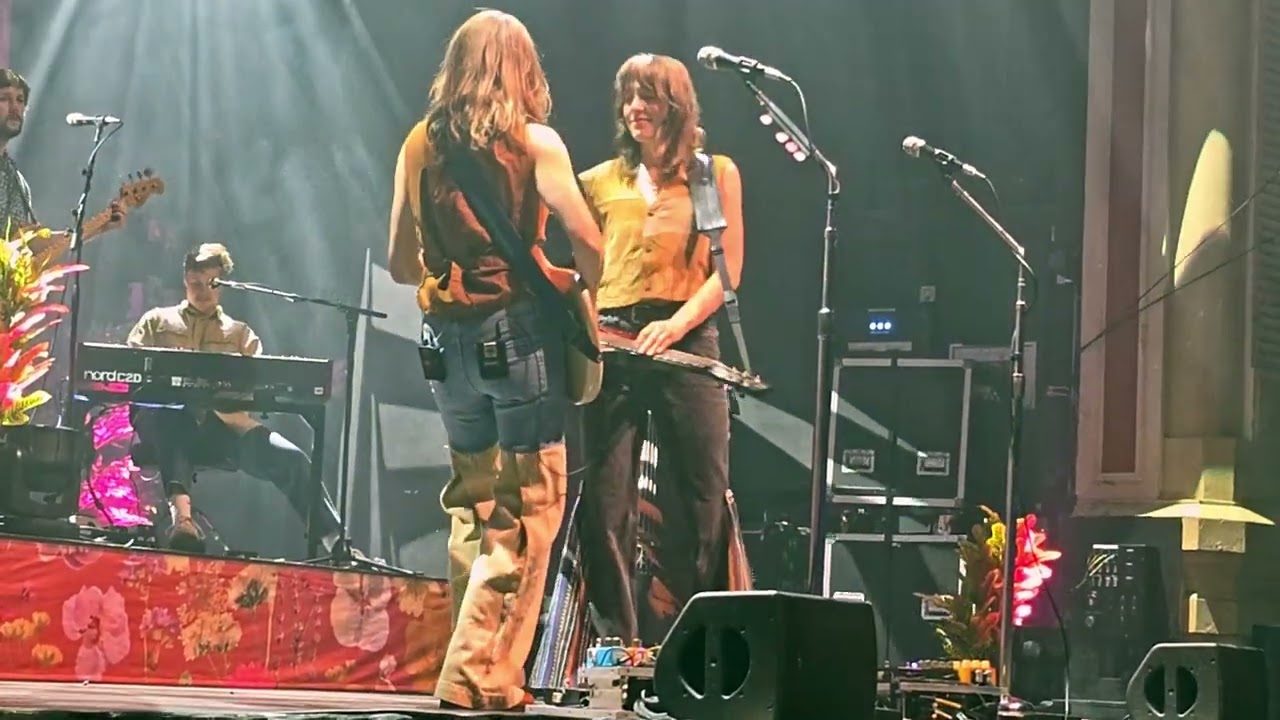 Larkin Poe ...........Bad Spell