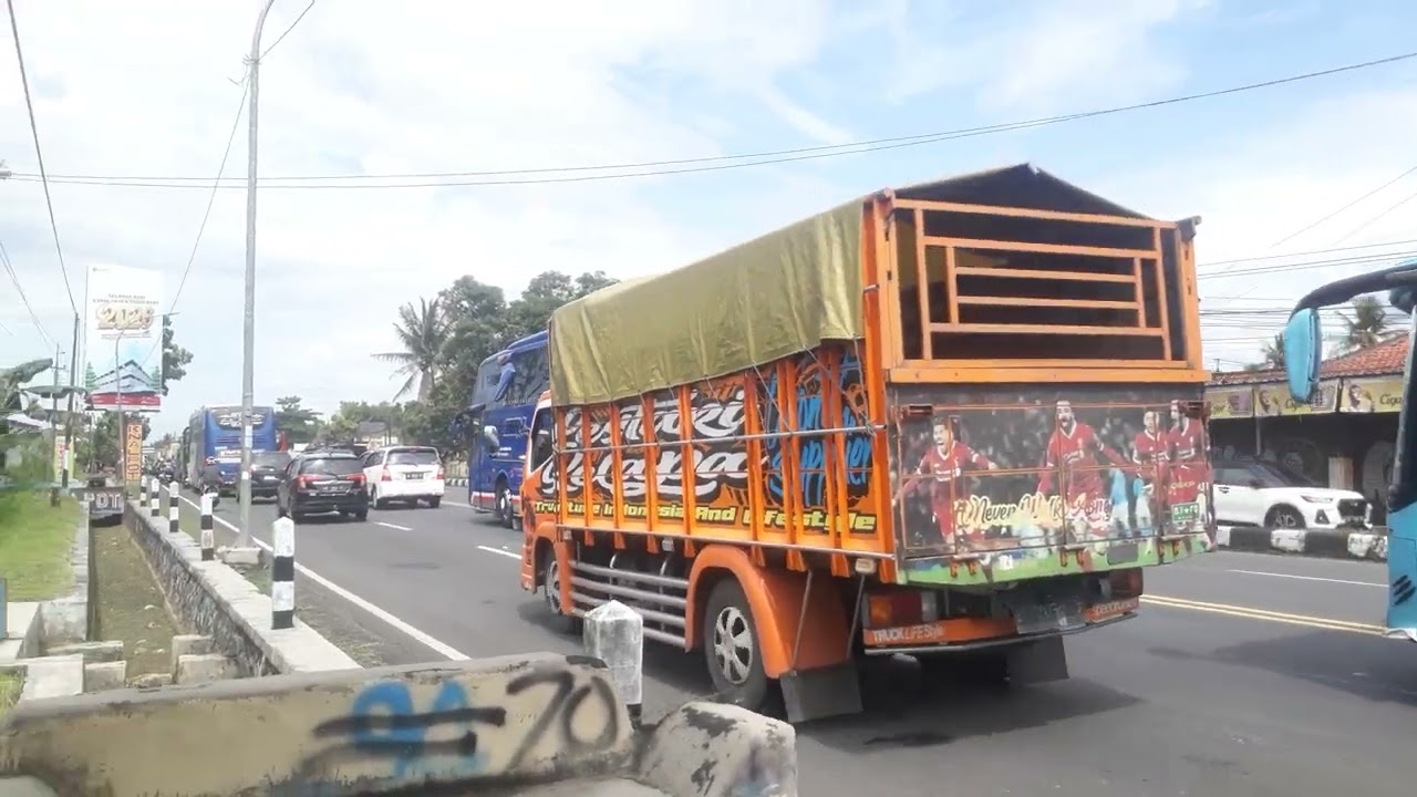 INFO KECELAKAAN LALU LINTAS JALAN KUTOARJO PURWOREJO