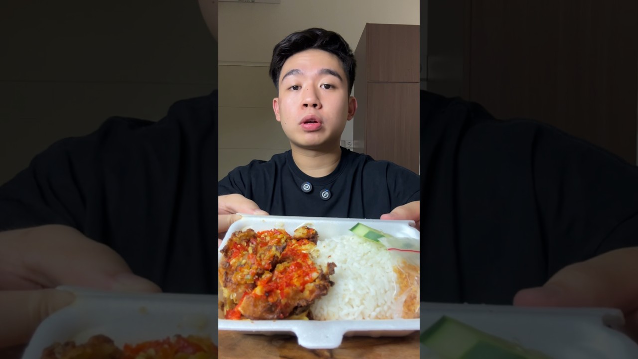 makan ayam serba 20rb aja. yey