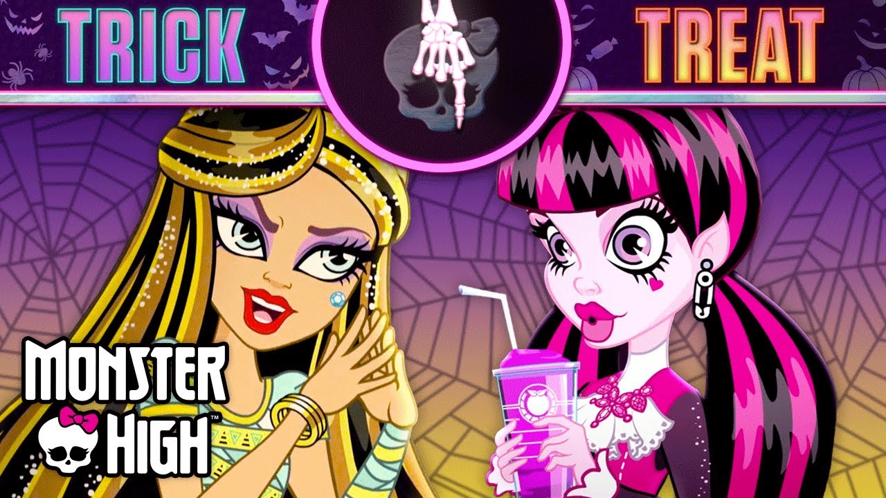 Trick-Or-Treat Halloween Moments! 🍬 | Monster High
