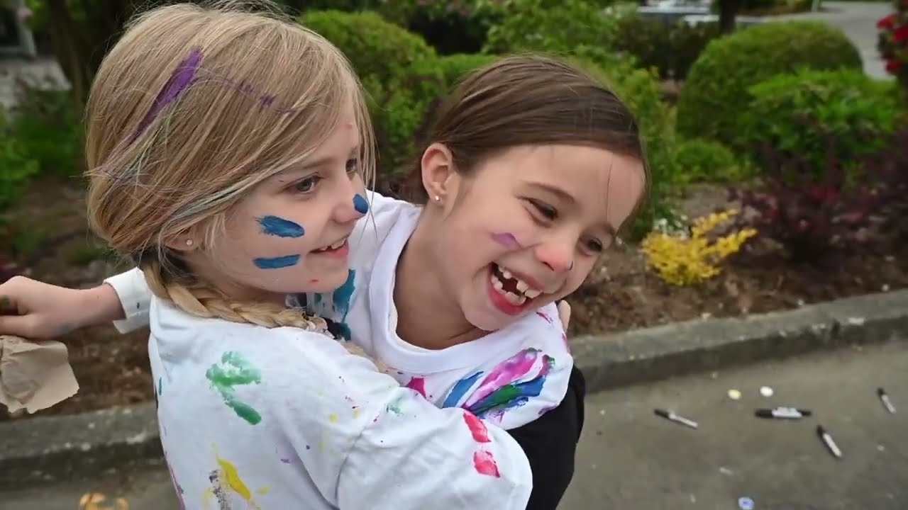 God Paints The World With Love - featuring 5-8 year old girls of Pacific Mennonite Children's Choir.