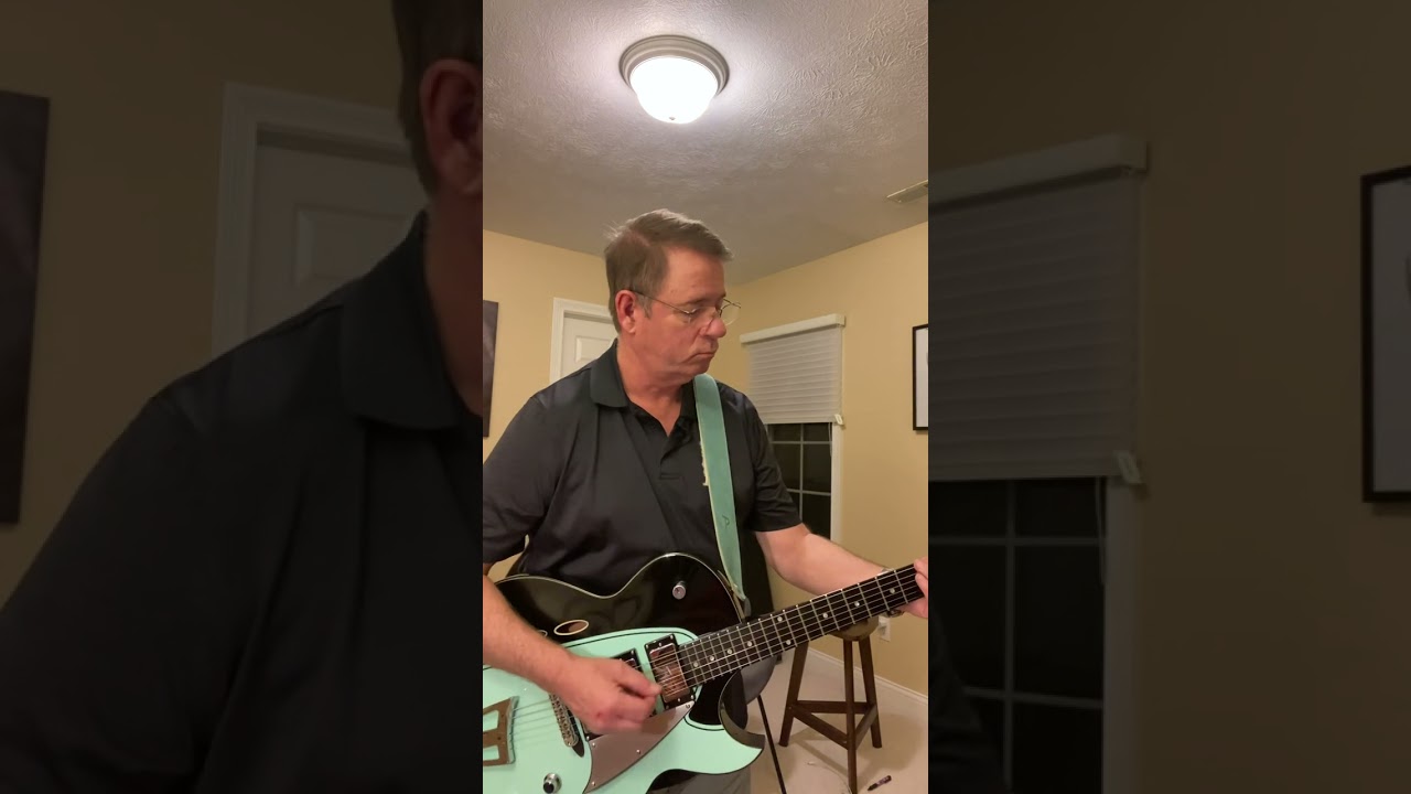 Backlund Rockerbox black/mint 3 pickup