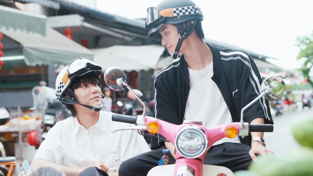 💘哥哥騎車帶著弟弟兜風！
