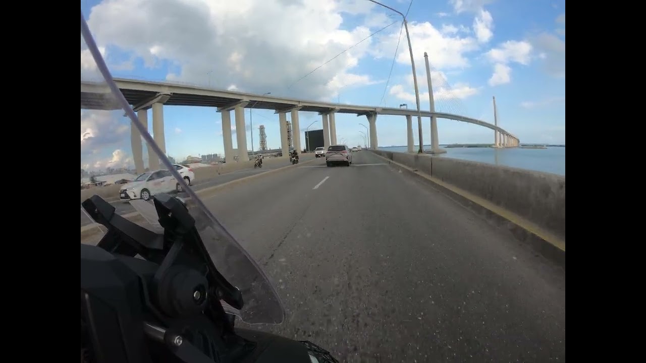 Tunnel transit in Cebu